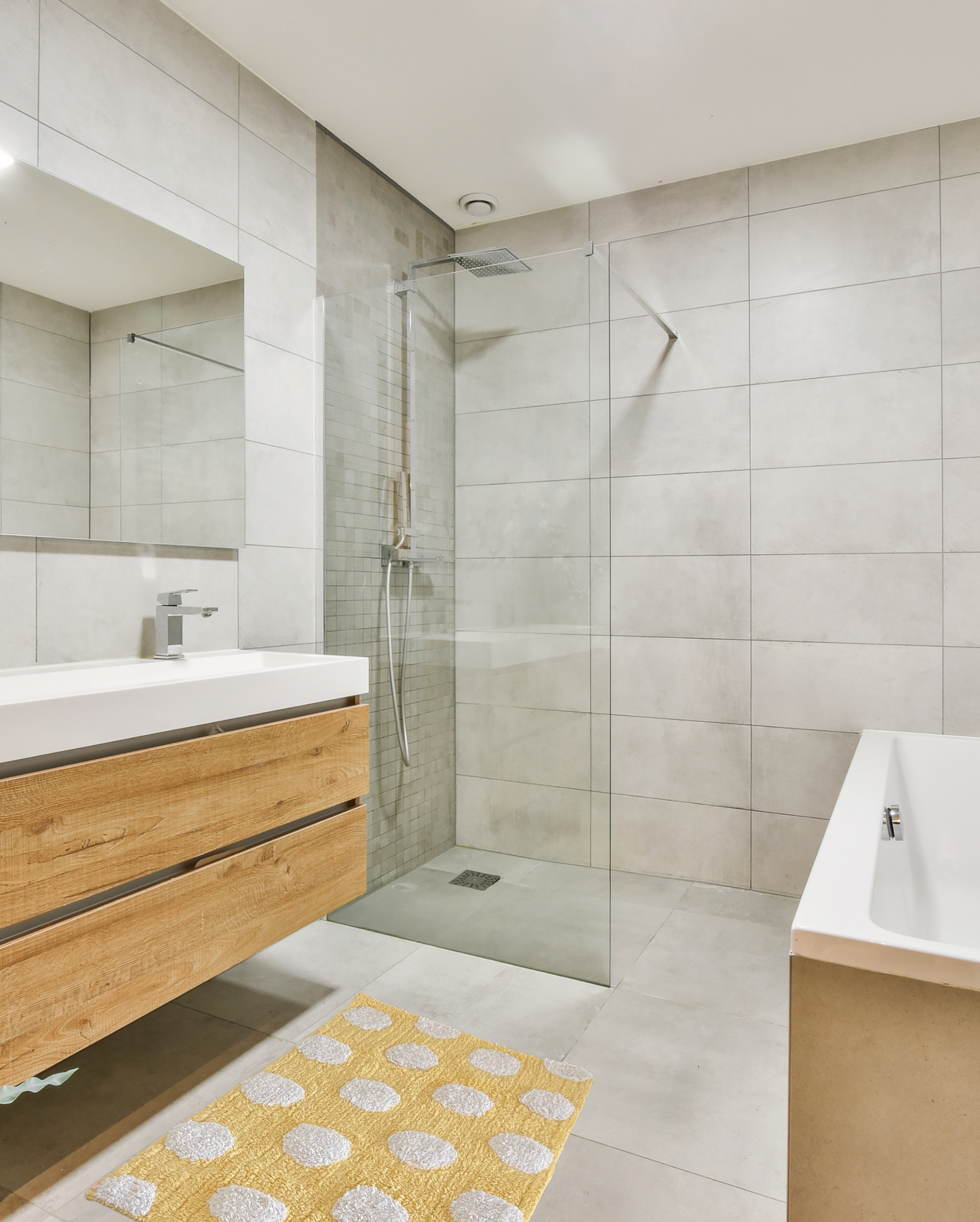 Yellow Spot Bath Mat